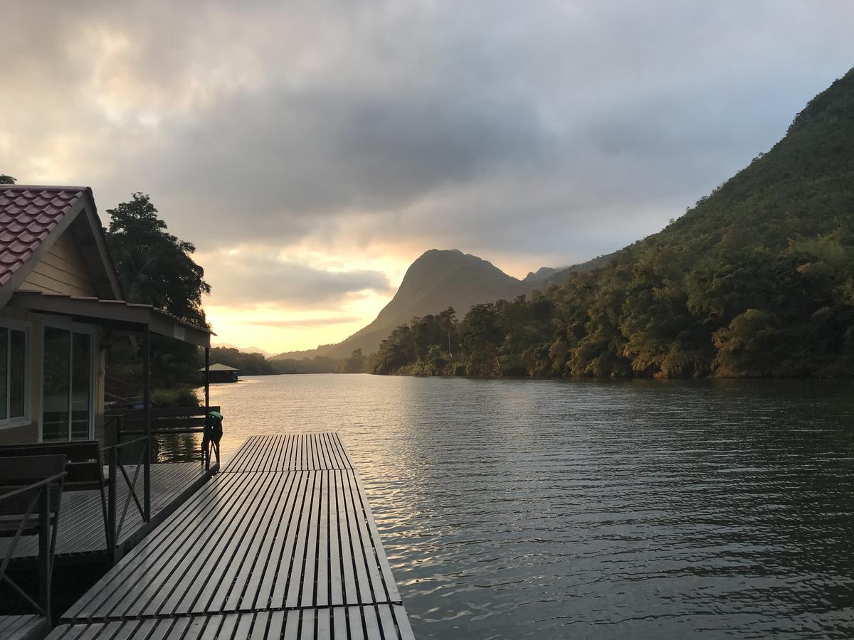 Naphatphorn Resort Tha Kradan Ngoại thất bức ảnh